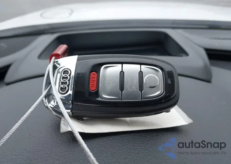 2017 Audi A8 L 3.0T z USA, uszkodzony, nr VIN WAU44AFD3HN013035